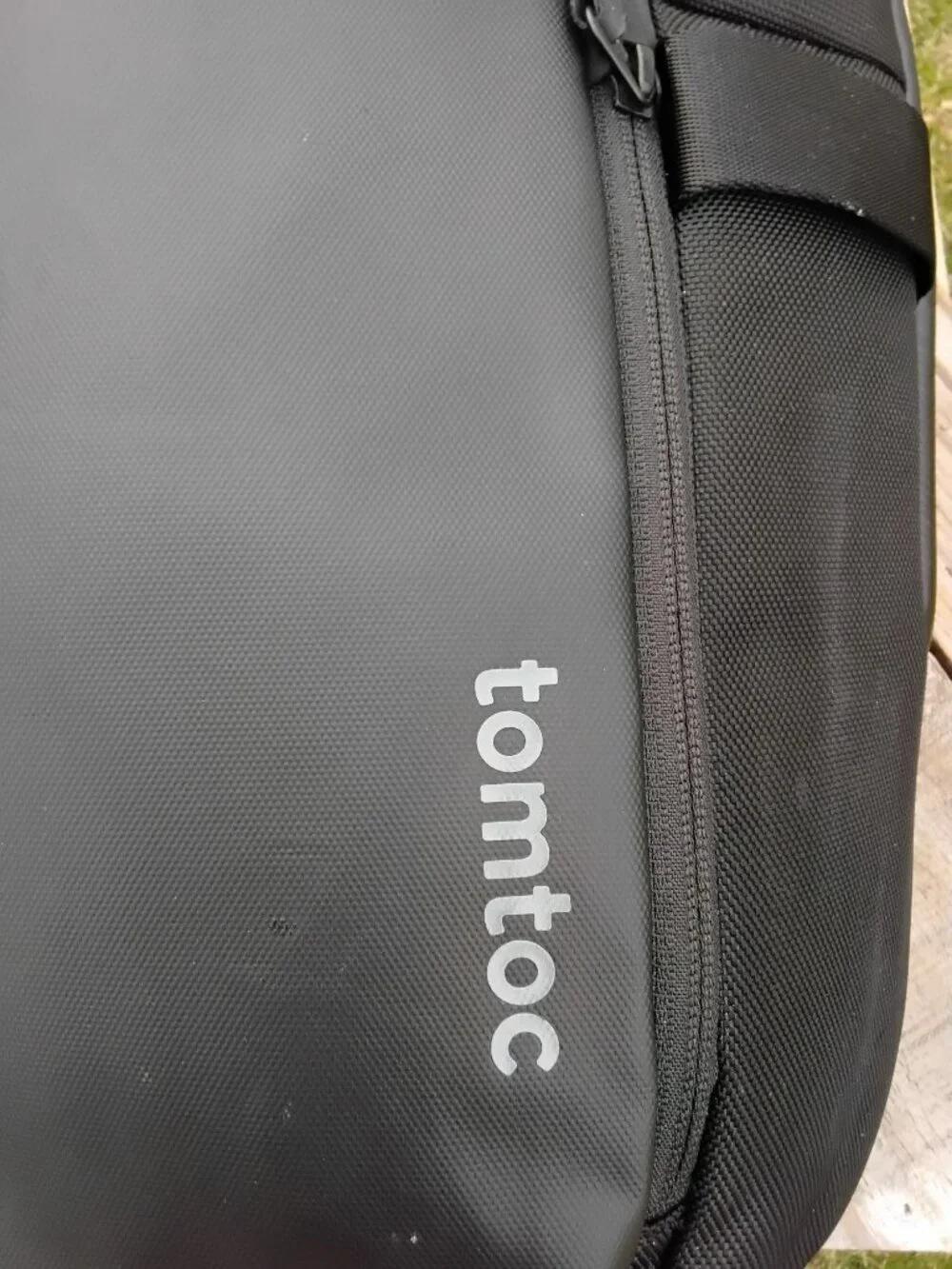 Tomtoc Navigator-T24 Sling Bag 7L